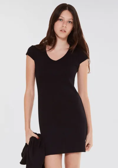 HERING — VESTIDO FEMININO ADULTO MANGA CURTA CANELADO