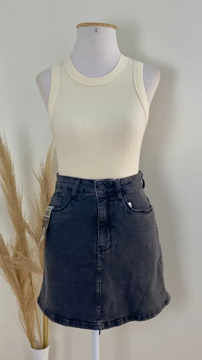 SAIA FEMININO ADULTO CURTO