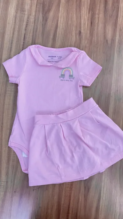 CONJUNTO FEMININO INFANTIL BODY+SAIA