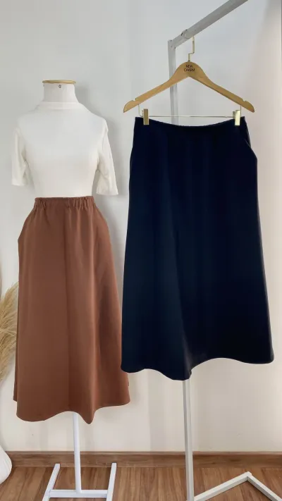 SAIA FEMININO ADULTO MIDI EVASE