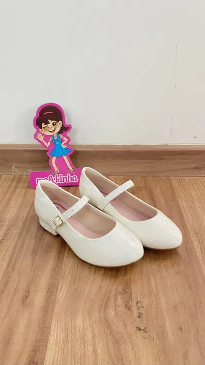 SAPATO FEMININO INFANTIL SALTO PQN