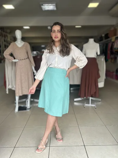 SAIA FEMININO MIDI EVASE R72