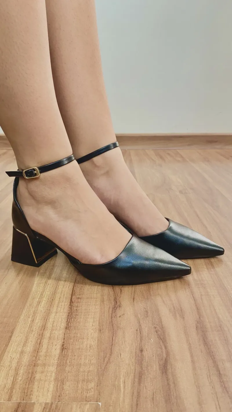 SANDALIA FEMININO ADULTO SALTO