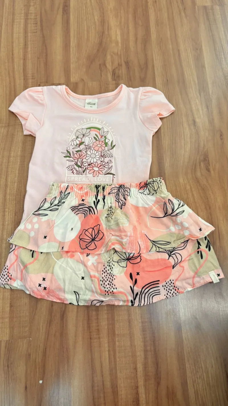 CONJUNTO FEMININO INFANTIL SEM MANGA+SAIA R120