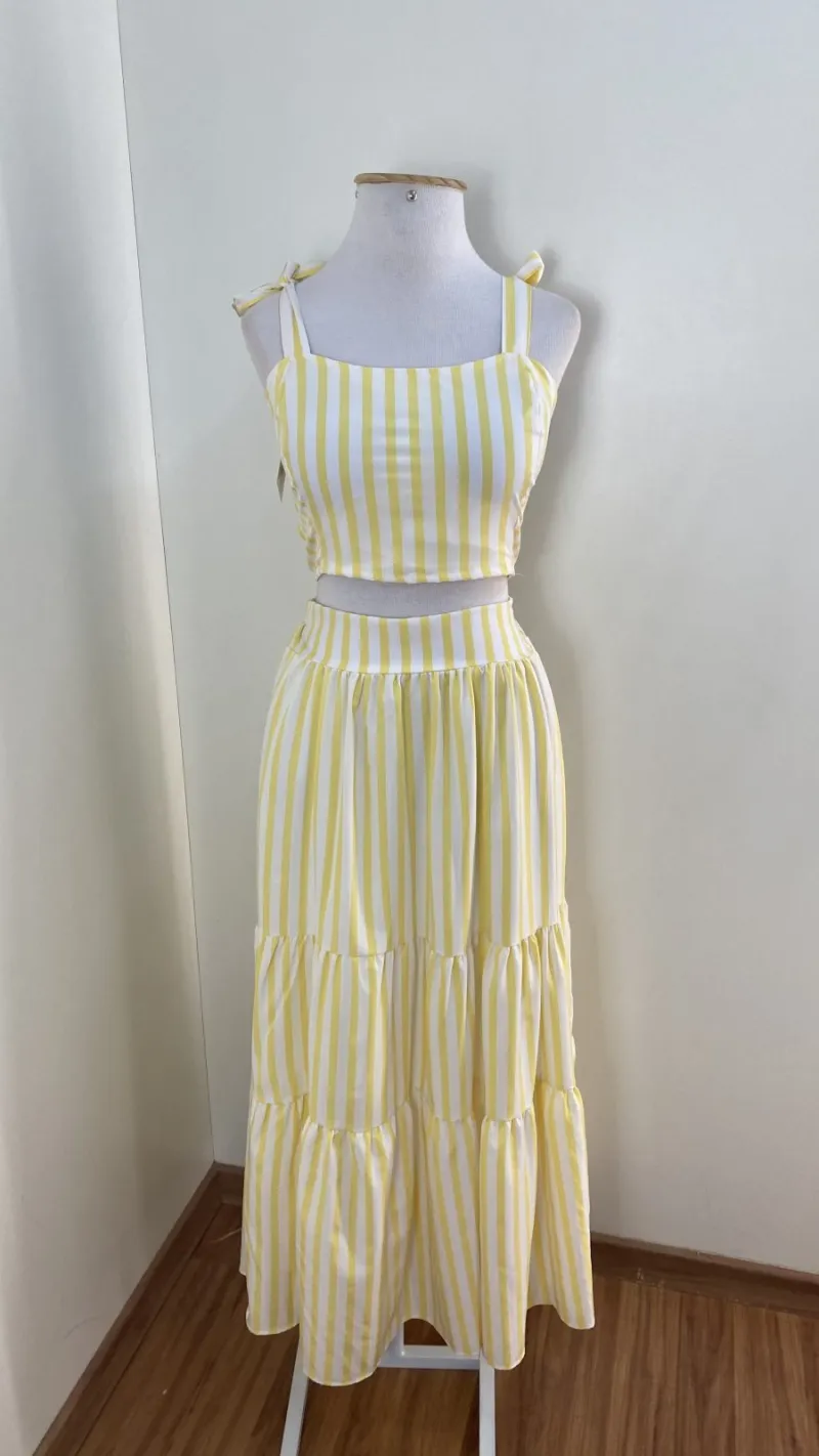 CONJUNTO FEMININO ADULTO CROPD+SAIA