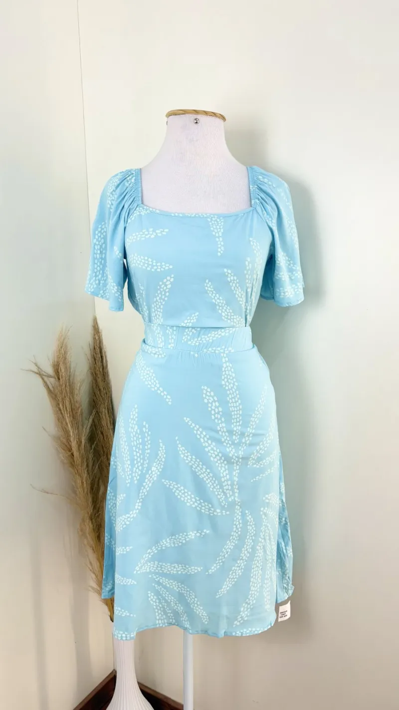 CONJUNTO FEMININO SEM MANGA+SAIA