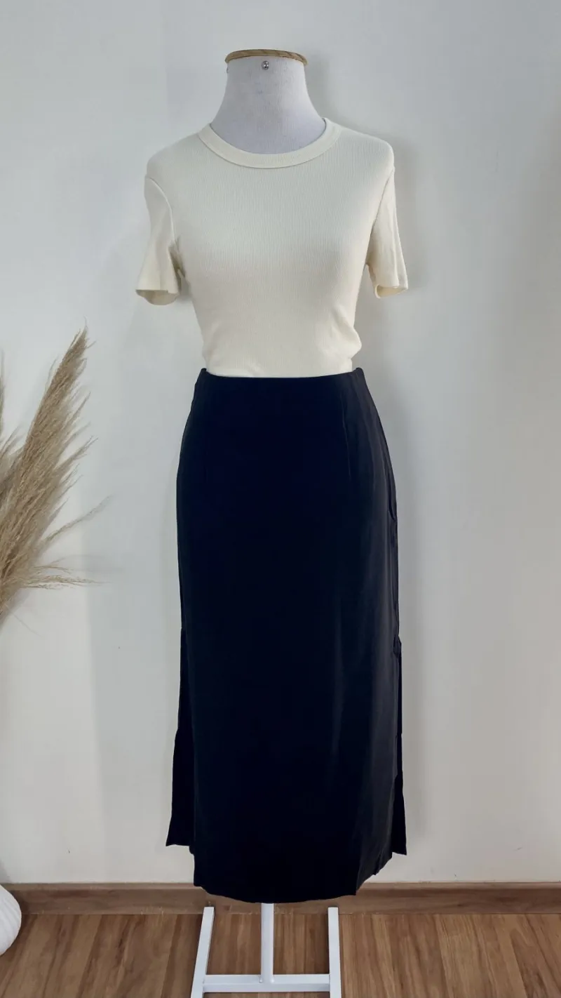 SAIA FEMININO ADULTO MIDI