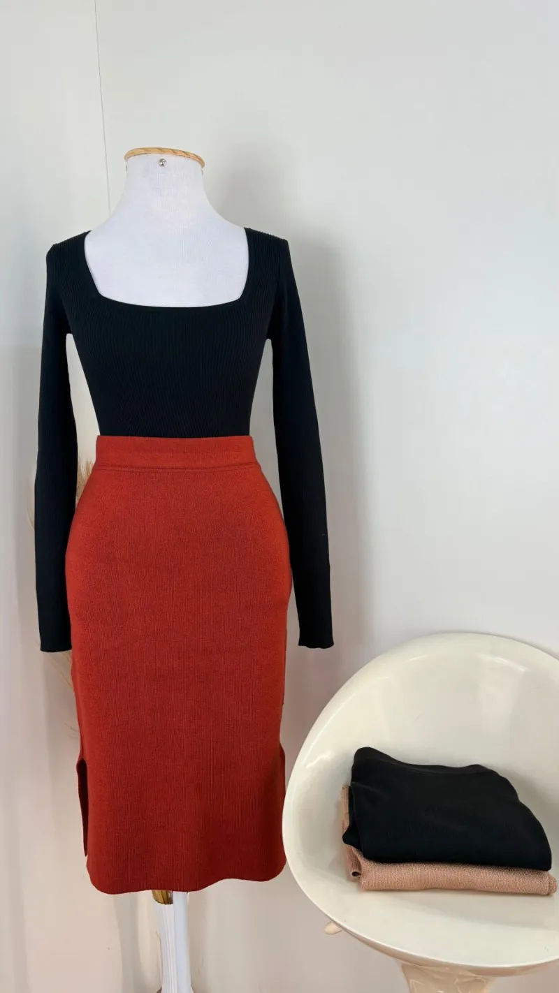 SAIA FEMININO CURTO MODAL R50