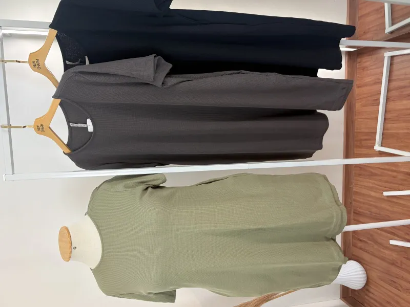 VESTIDO FEMININO ADULTO SEM MANGA CURTO PLUS