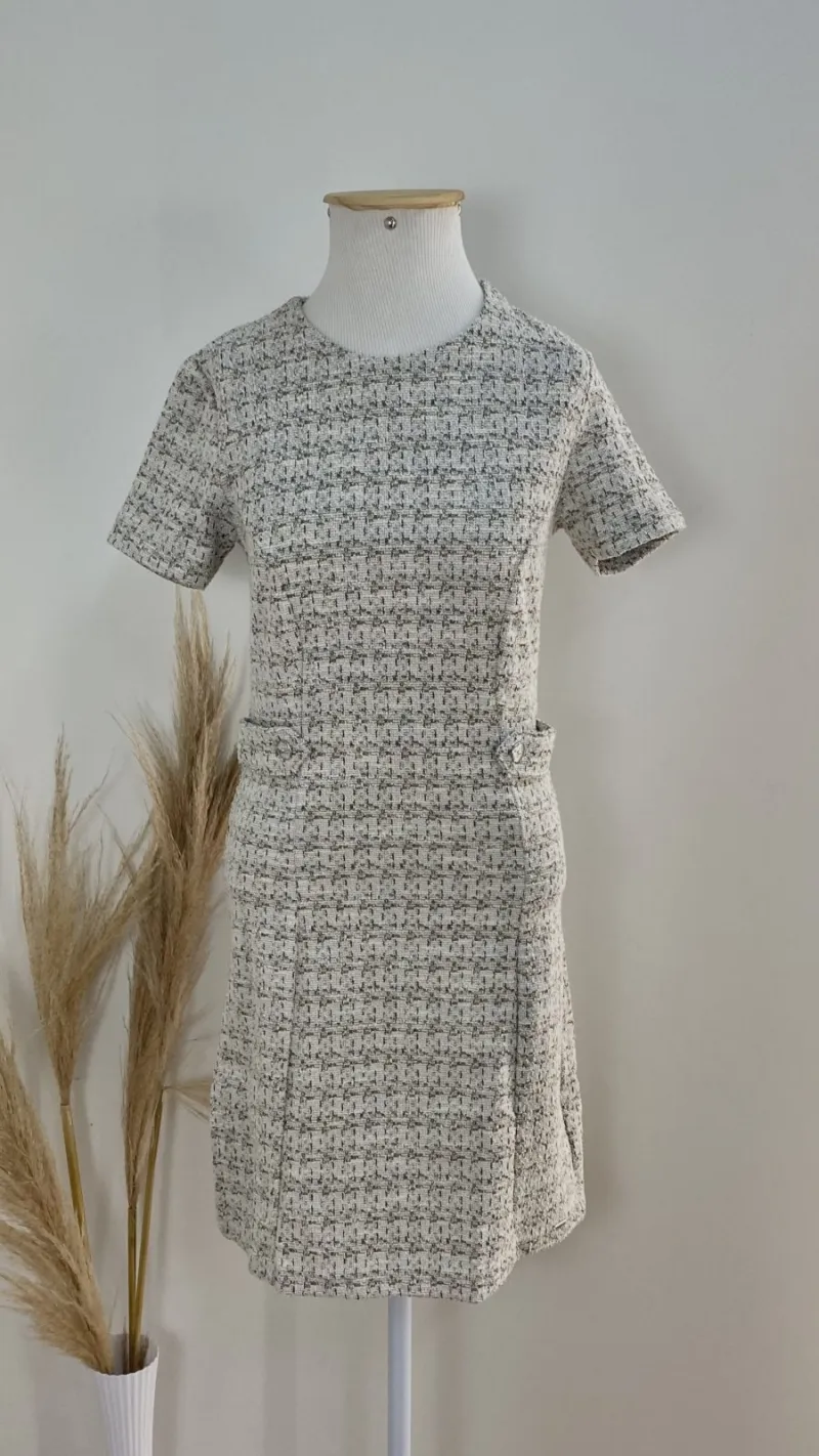 VESTIDO FEMININO ADULTO SEM MANGA CURTO