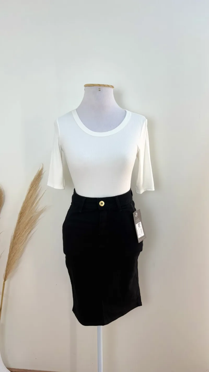 SAIA FEMININO ADULTO CURTO