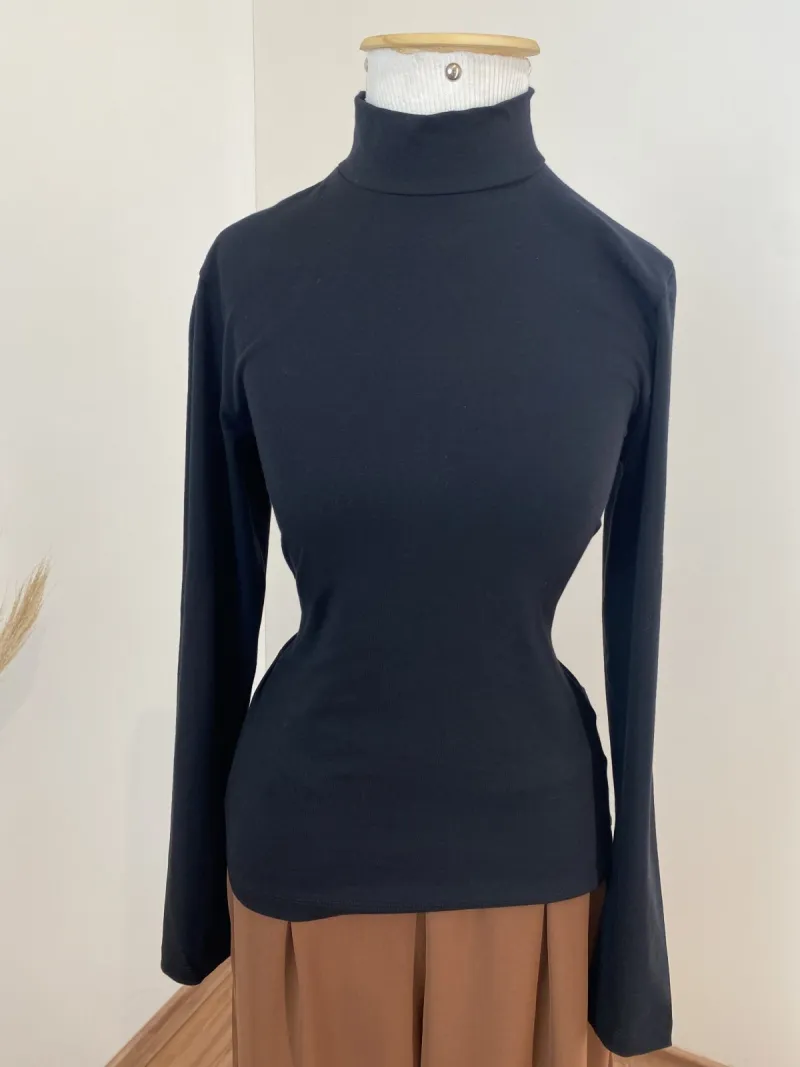 BLUSA FEMININO ADULTO MANGA LONGA GOLA ALTA